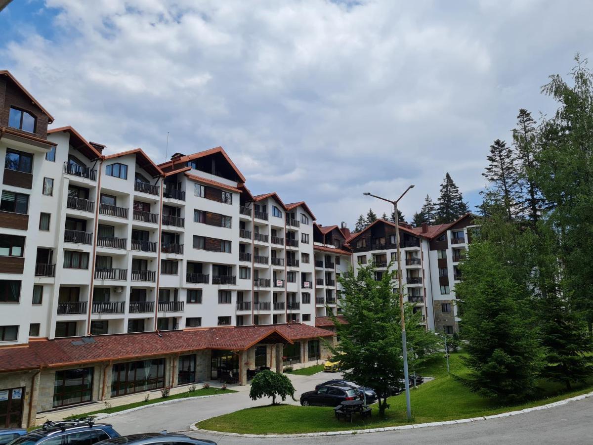 Mountain Paradise In Aparthotel Borovets Gardens Exterior photo